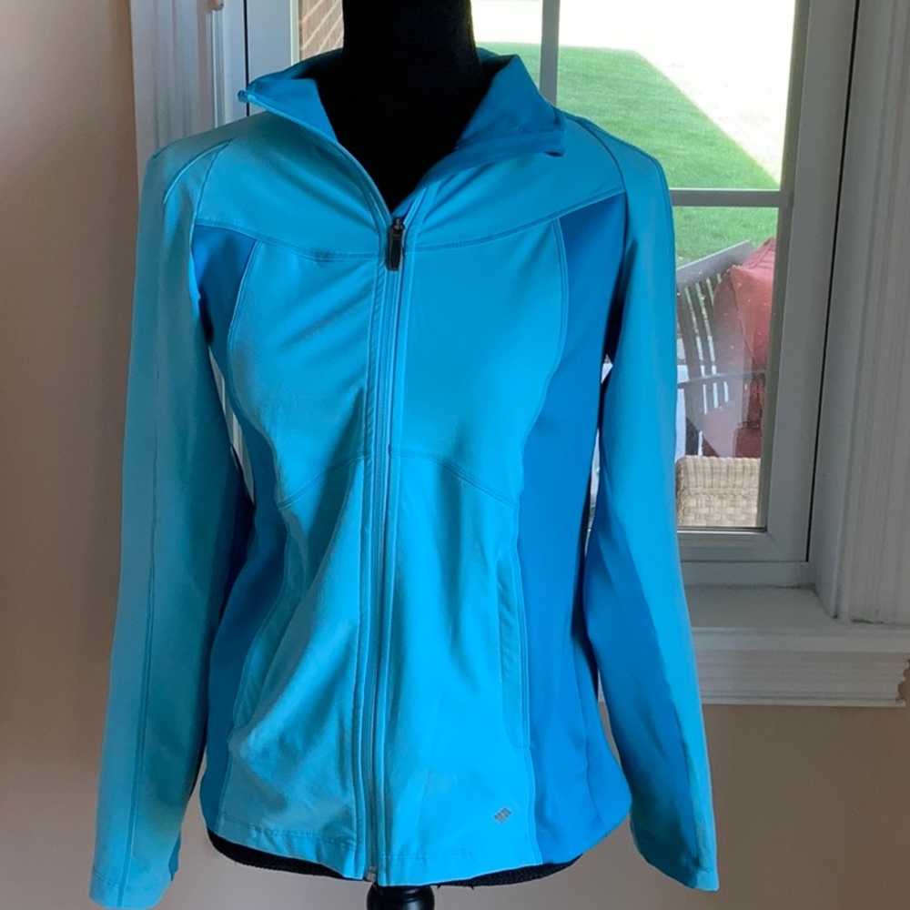 Two Tone Columbia Omni-Wick Athletic Jacket